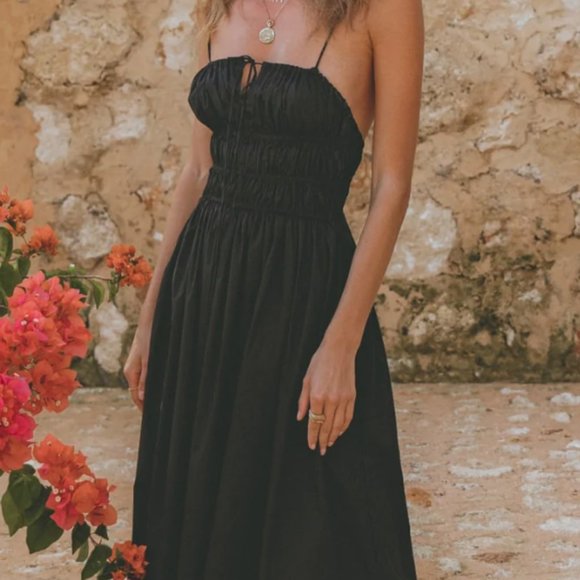 Aura Dresses & Skirts - NWT Aura Solei Dress - Black, Small